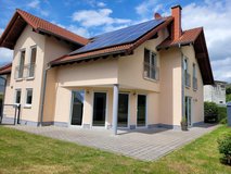 Close to Ramstein Air Base (66892 Bruchmuehlbach), Spacious House with nice Backyard, long-term in Ramstein, Germany