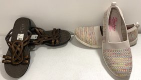New! 8M Clarks Privo Sandals -OR- Like New! Sketchers slip on sneaker Shoes *10 per Pair* in Joliet, Illinois