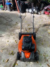Husqvarna LC 221RA ,  6.75hp 163 cc  21-in RWD Push Gas Lawn Mower with Briggs & Stratton Engine in Okinawa, Japan