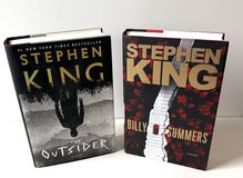 2 Stephen King Novels in Excellent Condition! in Beaufort, South Carolina