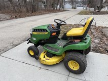 John Deere D120 tractor low 232 hours 42” deck foot pedal hydrostatic drive transmission with cr... in Sugar Grove, Illinois