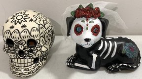Day of the Dead glazed Terracotta Skull & resin Dog Decor Set *EUC* in Chicago, Illinois