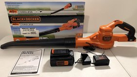 Like New! Black & Decker Cordless Hard Surface Sweeper / debris & leaf Blower in Naperville, Illinois