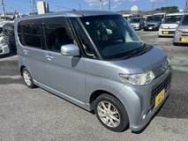 JCI 2027 NOV 2010 Daihatsu Tanto Custom Power Sliding Door Yellow Plate Kei Car in Okinawa, Japan