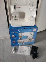 Singer sewing machine New in Wiesbaden, GE