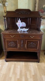 Dressoir/Sideboard - Style Louis XVI in walnut in Ramstein, Germany