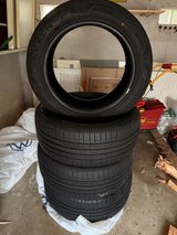 Tires less than 3000km all season 255/50R20 in Stuttgart, GE