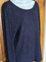 Blue/Black Animal Print Long-sleeve Top - XL in Plainfield, Illinois