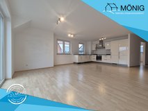 Beautiful 3,5 rooms maisonette apartment with terrace and garage, 5 min. to Panzer in Böblingen in Stuttgart, GE