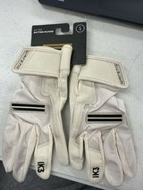 batting gloves - Warstic Adult small in Fort Polk, Louisiana