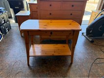 Queen bedroom set in Fort Carson, Colorado