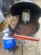 Weber Master Touch Charcoal Grill, 22  " Black Premium Outdoor BBQ Grill with Tuck-Away Lid... in Okinawa, Japan