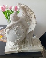 Guardian angel/angel figure in Stuttgart, GE