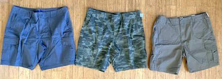 Men's 42" waist - 3 pair Cargo Shorts (gray, camo & brown) *EUC* in Joliet, Illinois