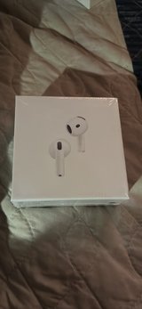 airpods 4 in Little Rock, Arkansas