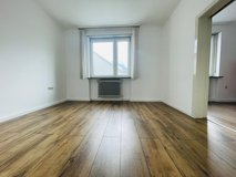 [ID: 2238] KL - City, 5 bedroom apartment, guest-toilet, balcony in Ramstein, Germany