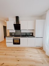 KTown City near train station - Modern 1 bedroom/1 bathroom, Balcony and private parking apartme... in Ramstein, Germany
