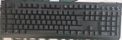 Razer BlackWidow V4 Gaming Keyboard (German Layout) – Like New – €130 in Ramstein, Germany