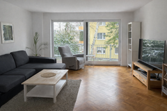 Duplex 4-5 Bedroom; 2.5 baths w/backyard Near Downtown Wiesbaden in Wiesbaden, GE