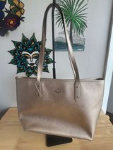 Coach Gold Metallic Zip City Tote in Houston, Texas