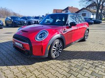 2022 MINI Cooper S Hardtop 4 Door    $21,995 in Ramstein, Germany