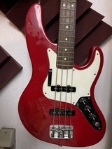 1994 American Standard Jazz Bass Red in Okinawa, Japan