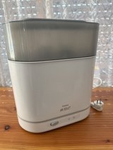Phillips Avent Baby Bottle Sterilizer in Stuttgart, GE