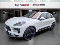 2021 Porsche Macan in Wiesbaden, GE