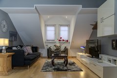 TLA/TDY downtown 1BR 1BA, 1min to train station, 5min to RAB [ref: M4B] in Biloxi, Mississippi