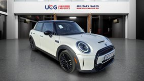 2023 MINI Hardtop 4 Door Cooper S in Wiesbaden, GE