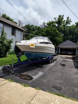 Bayliner Sierra boat and trailer in Chicago, Illinois