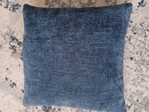 2 blue chenille pillows in Alamogordo, New Mexico