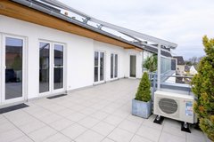 PENTHOUSE WITH XXL TERRACE! Air conditioning, elevator + 2 parking spaces *13 min to Clay Kaserne* in Wiesbaden, GE