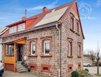 CHARMING HOUSE 2-3 beds / near LRMC (Saalstadt) FURNISHED OR UNFURNISHED - your choice in Ramstein, Germany