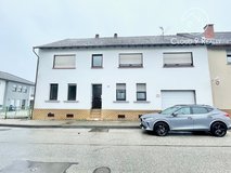 RAMSTEIN HOUSE next to bakery 4 beds, 2 baths in Ramstein, Germany