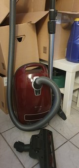 Vaccum cleaner Miele C3 in Wiesbaden, GE