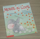 Vintage 2000 Mouse in Love Book in Yorkville, Illinois