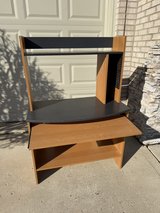 computer desk in Aurora, Illinois