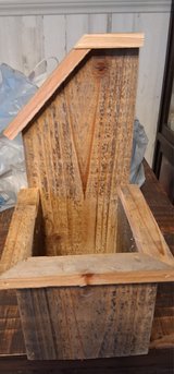 planter box slant roof in Kingwood, Texas