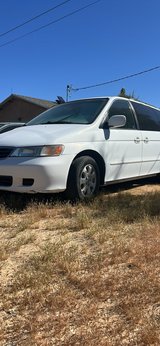 2003 Honda Odyssey in 29 Palms, California