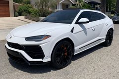 2020 Lamborghini Urus 641-hp Turbo V8 in Rota, Spain