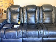 Electric couch & Recliner in Fort Polk, Louisiana