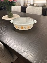 Vintage Pyrex 2.5 Casserole Dish w/ Lid in Naperville, Illinois
