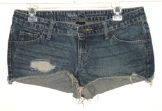 Mossimo Distressed Cutoff Low Rise Denim Jean Booty Short Shorts Size 6 in Plainfield, Illinois