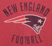 NFL New England Football Patriots Red Team Logo Graphic T-Shirt Men's Large in Plainfield, Illinois