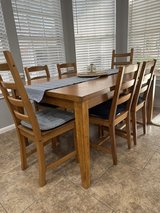 Kitchen/Dining Table and Chairs in Kingwood, Texas