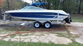 21 foot  SeaRay boat in Fort Polk, Louisiana