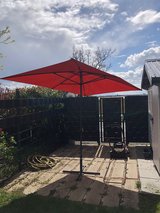 Patio sun umbrella with stand in Wiesbaden, GE