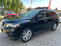 Nissan Pathfinder 2019 SL 4x4 - 3 rows with Captain Seats in Spangdahlem, Germany