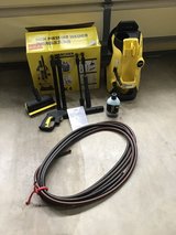Karcher K4 pressure washer + extra in Okinawa, Japan